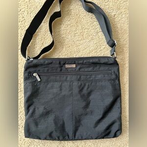 Baggallini Black Double Zip Crossbody Bag